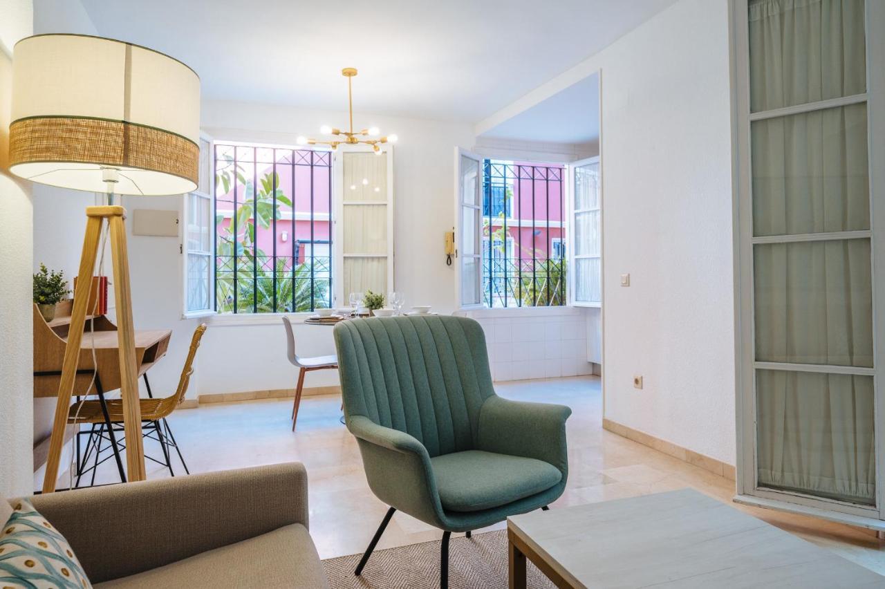 Lirio - Private Parking Included *