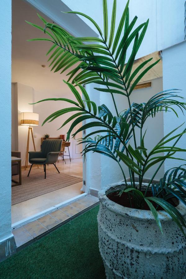 Lirio - Private Parking Included Sevilla
