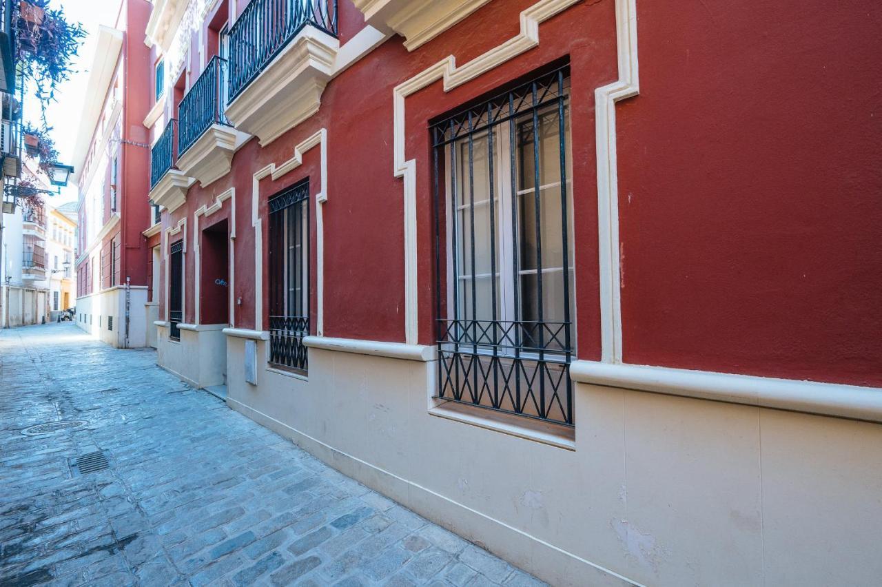 Lirio - Private Parking Included * Sevilla