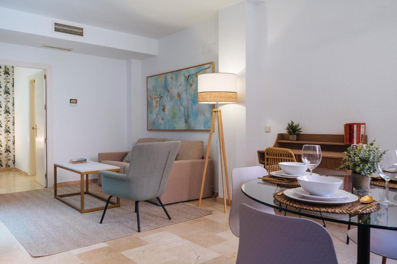 Lirio - Private Parking Included *