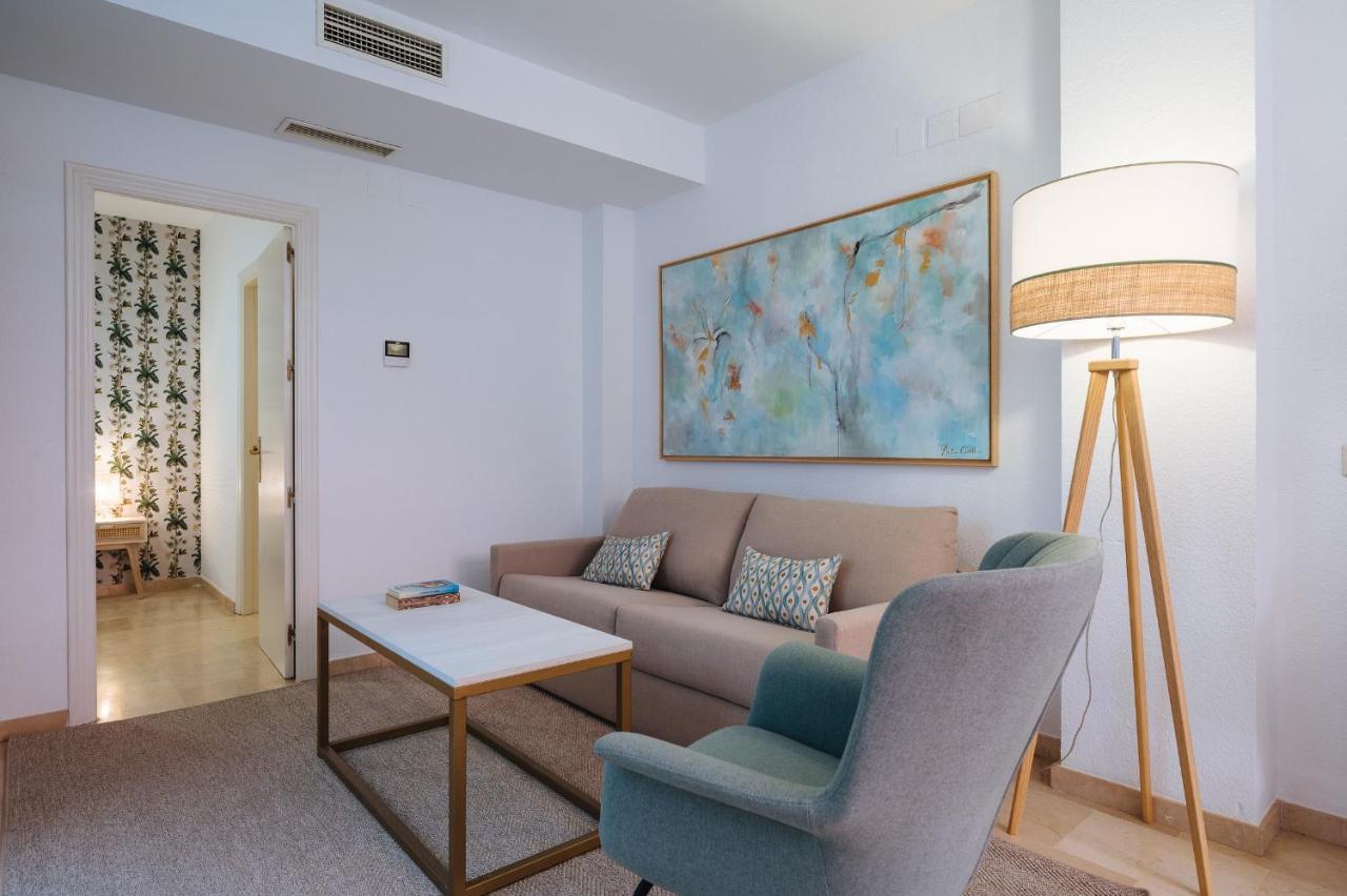 Lirio - Private Parking Included