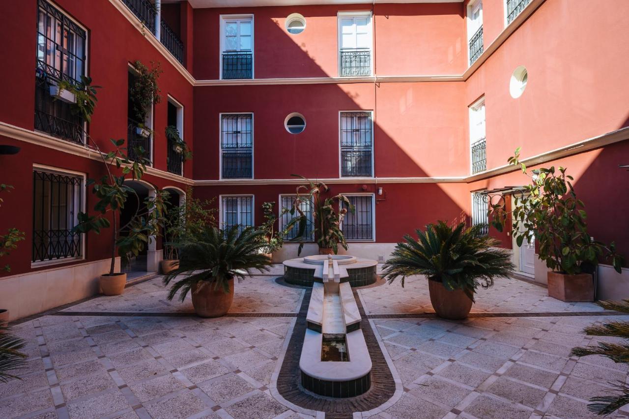 Lirio - Private Parking Included *